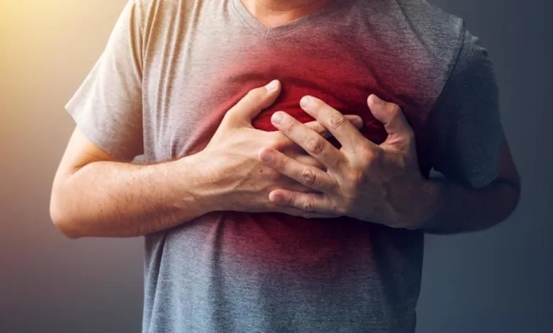 النوبات القلبية أسبابها وأعراضها وطرق إسعافها