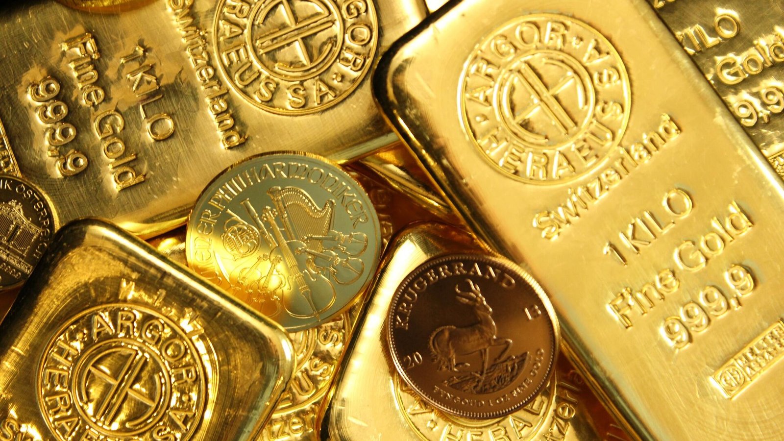 أنهيار أسعار الذهب عالميا واستقرار على المستوى المحلى نسبيا